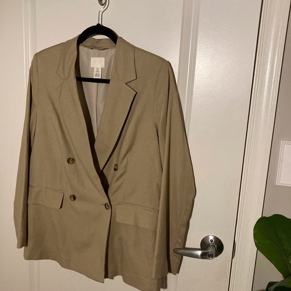 Women's Tan Double-Breasted Blazer